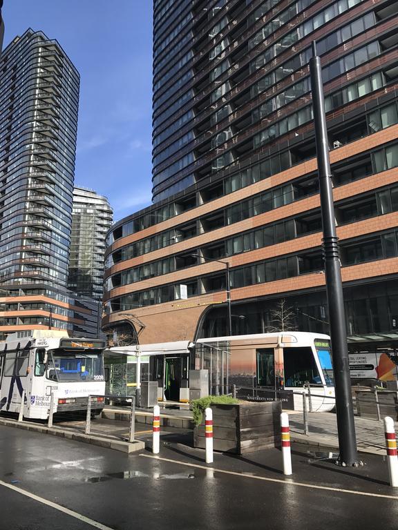 Melbourne Private Apartments - Collins Street Waterfront, Docklands Екстериор снимка
